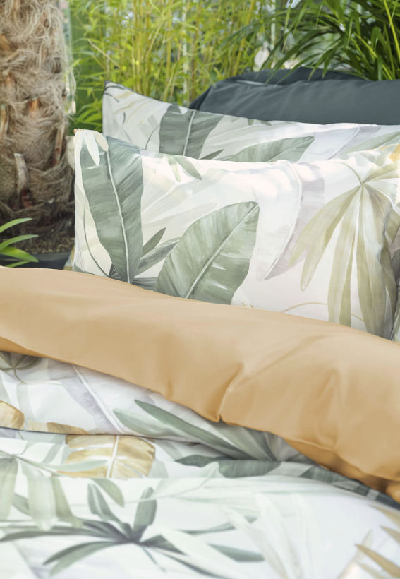 schlossberg-bettwaesche-palma-detail-2-1200x1500 1 schlossberg-bettwaesche-palma-detail-2-1200x1500 1