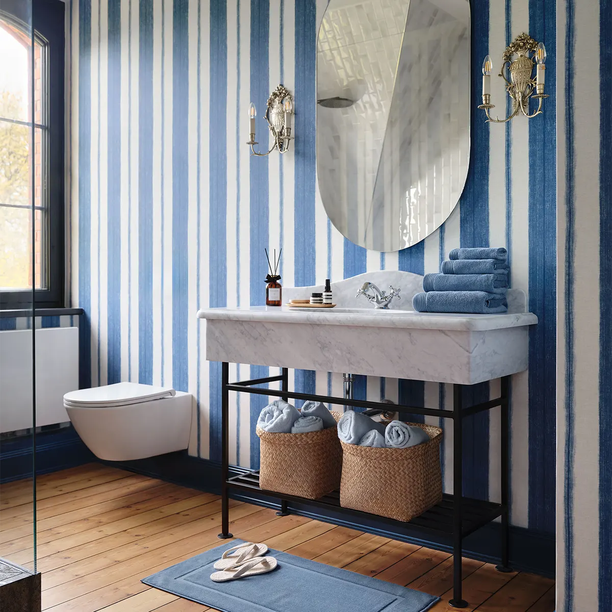 schlossberg-frottier-coshmere-bleu-badezimmer-1200x1200