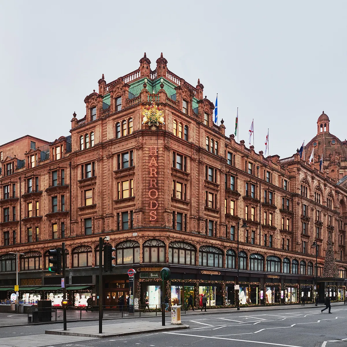 Schlossberg_Harrods-London_1200x1200