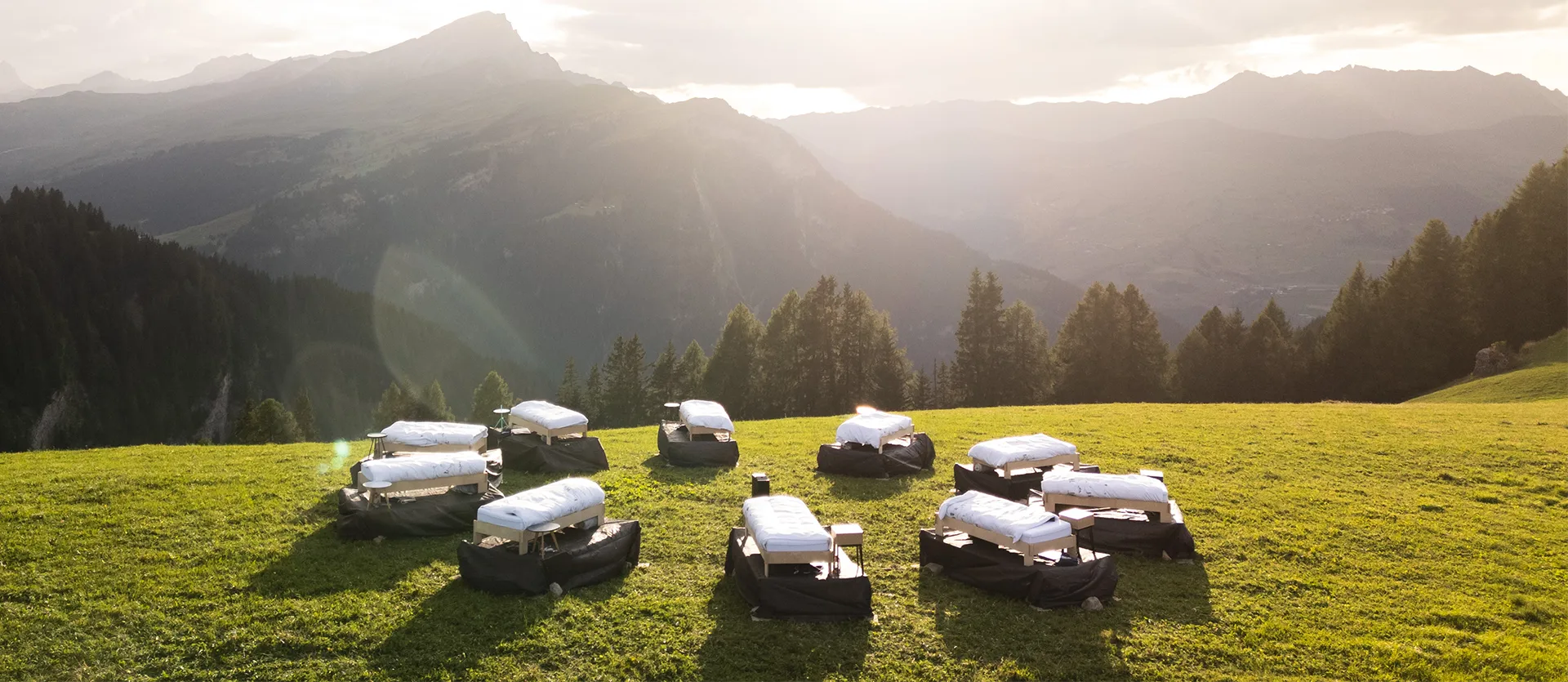 SchlossbergSwitzerland_Patgific_Wettschlafen_1920x835 SchlossbergSwitzerland_Patgific_Wettschlafen_1920x835