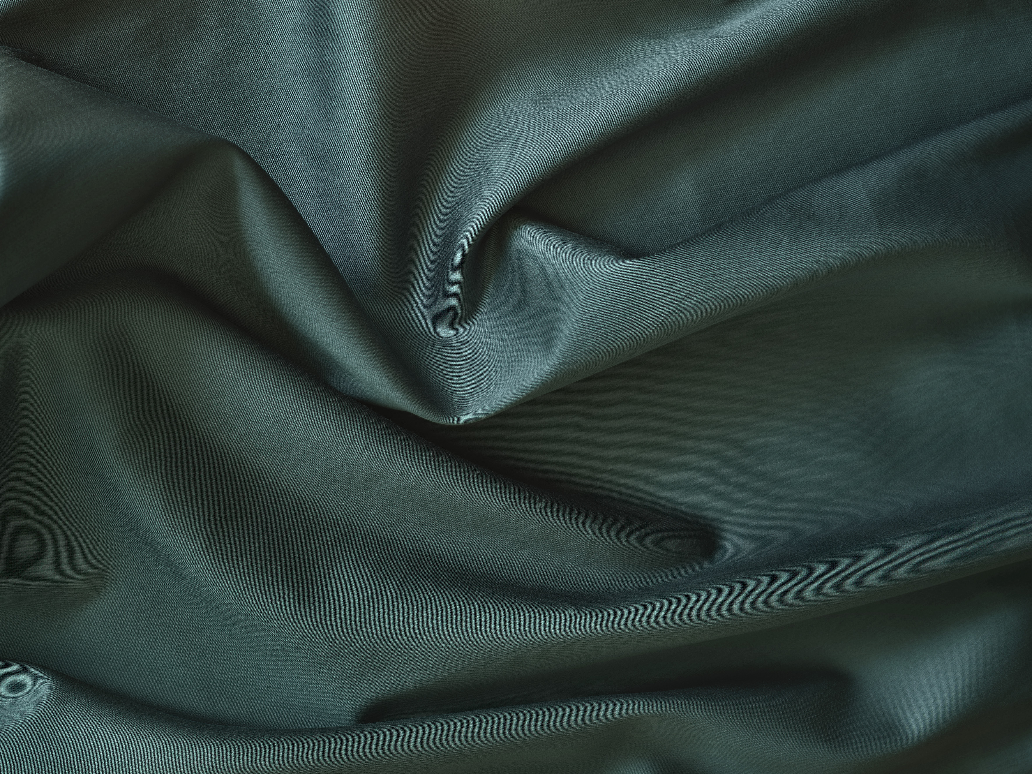 Schlossberg_HW22_SATIN-NOBLESSE-UNI-sapin_D193192_RGB (2) Schlossberg_HW22_SATIN-NOBLESSE-UNI-sapin_D193192_RGB (2)