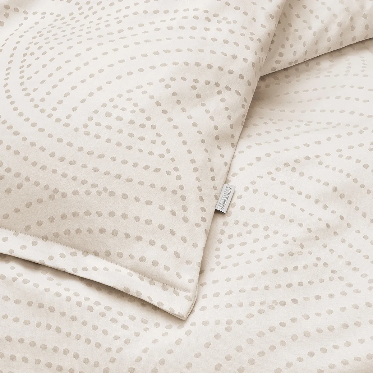 schlossberg-bettwaesche-yael-beige-detail-1200x1200 schlossberg-bettwaesche-yael-beige-detail-1200x1200